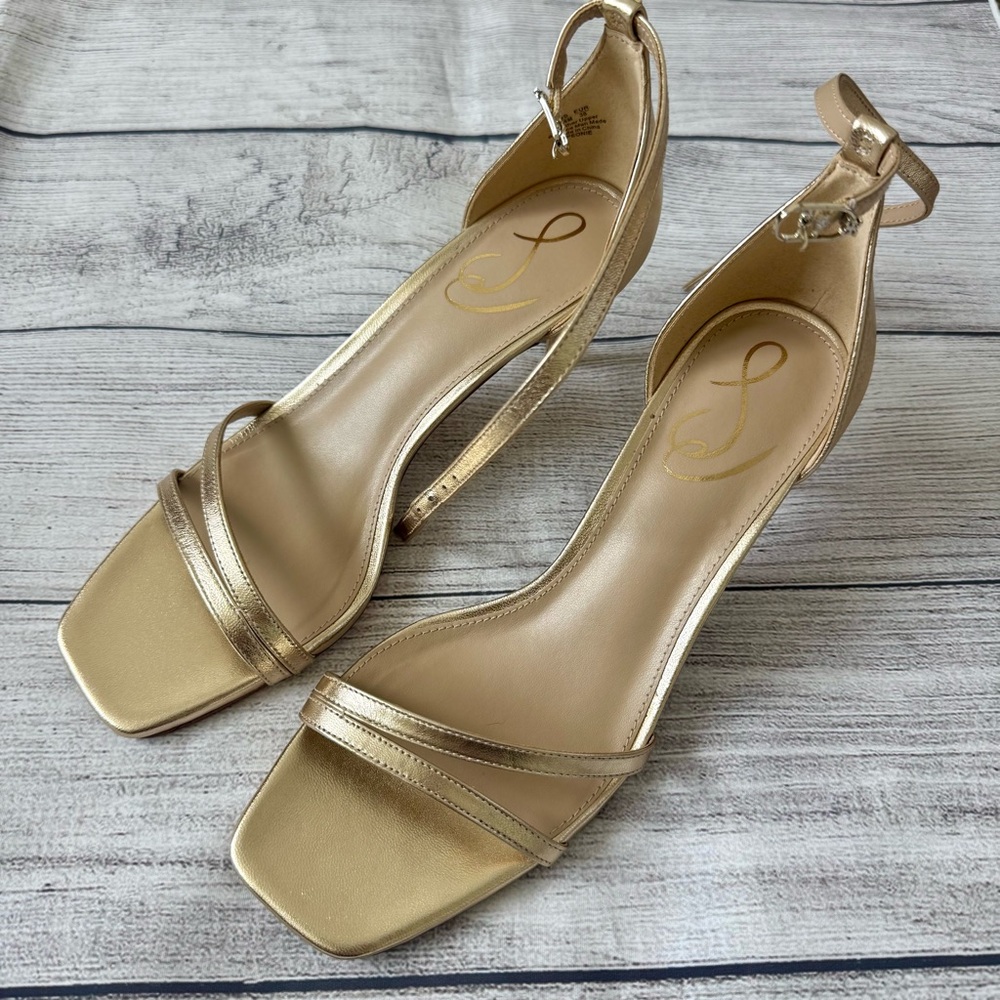Sam Edelman Peonie Kitten Heel